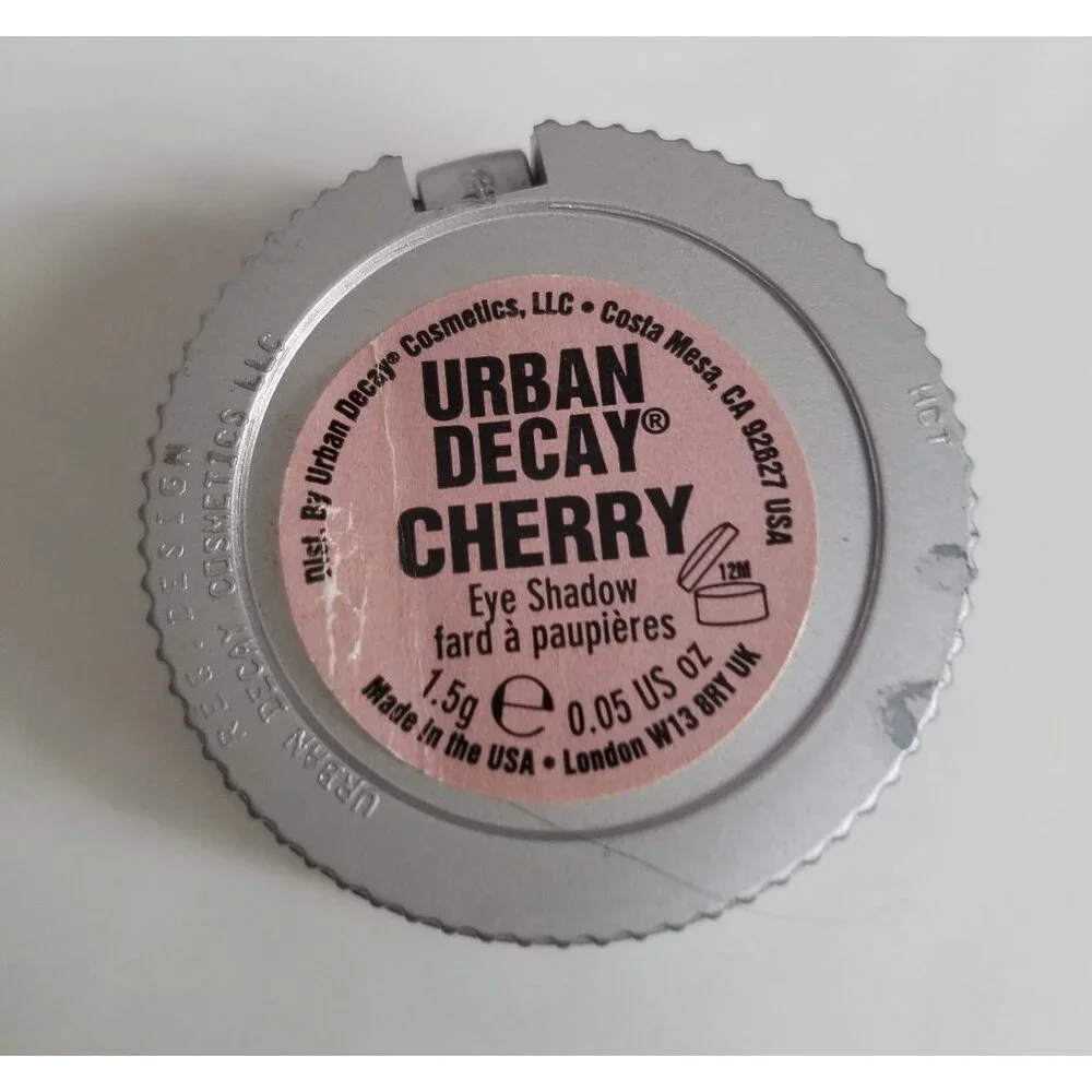 Urban Decay Cherry Eyeshadow
